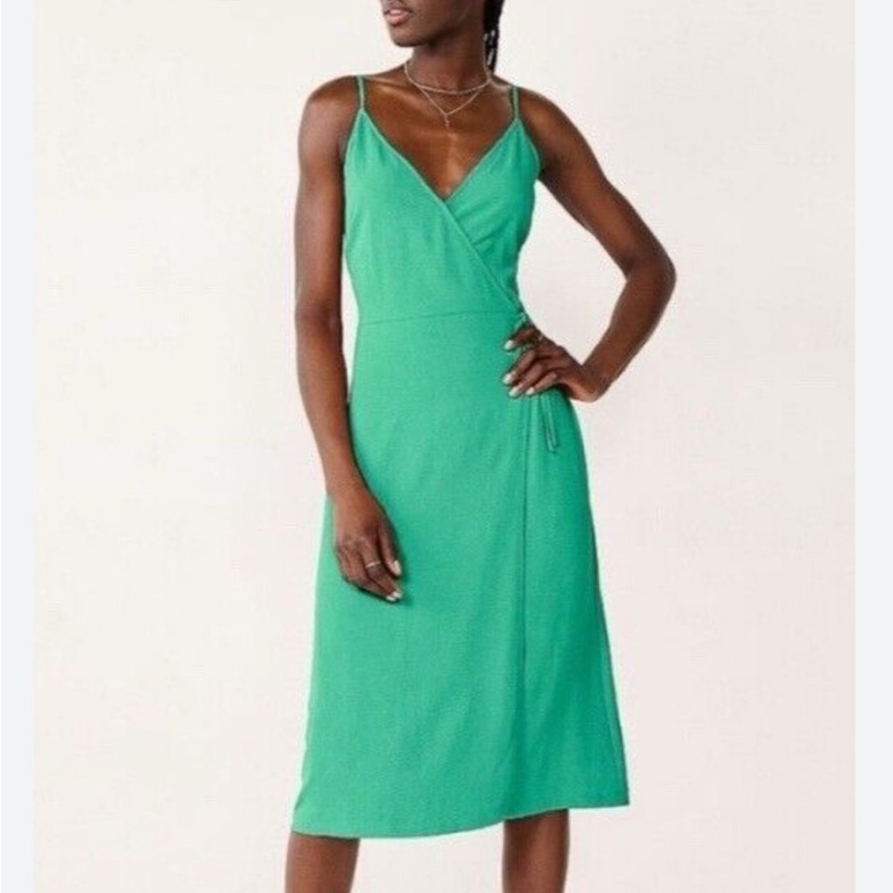 Nine West XXL V-Neck Midi Wrap Dress